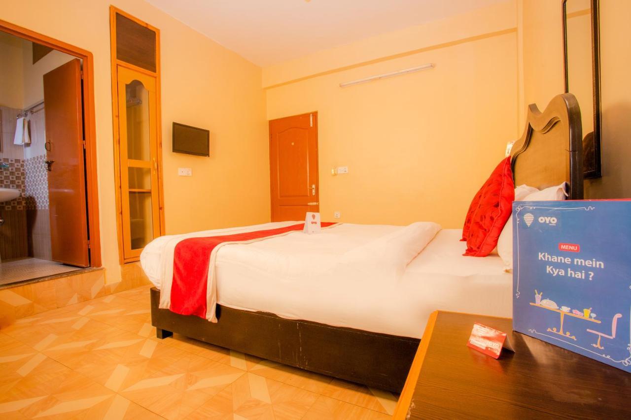 Silver Sky Hotel Покхара Экстерьер фото