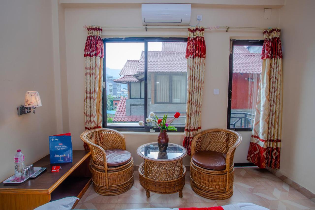 Silver Sky Hotel Покхара Экстерьер фото